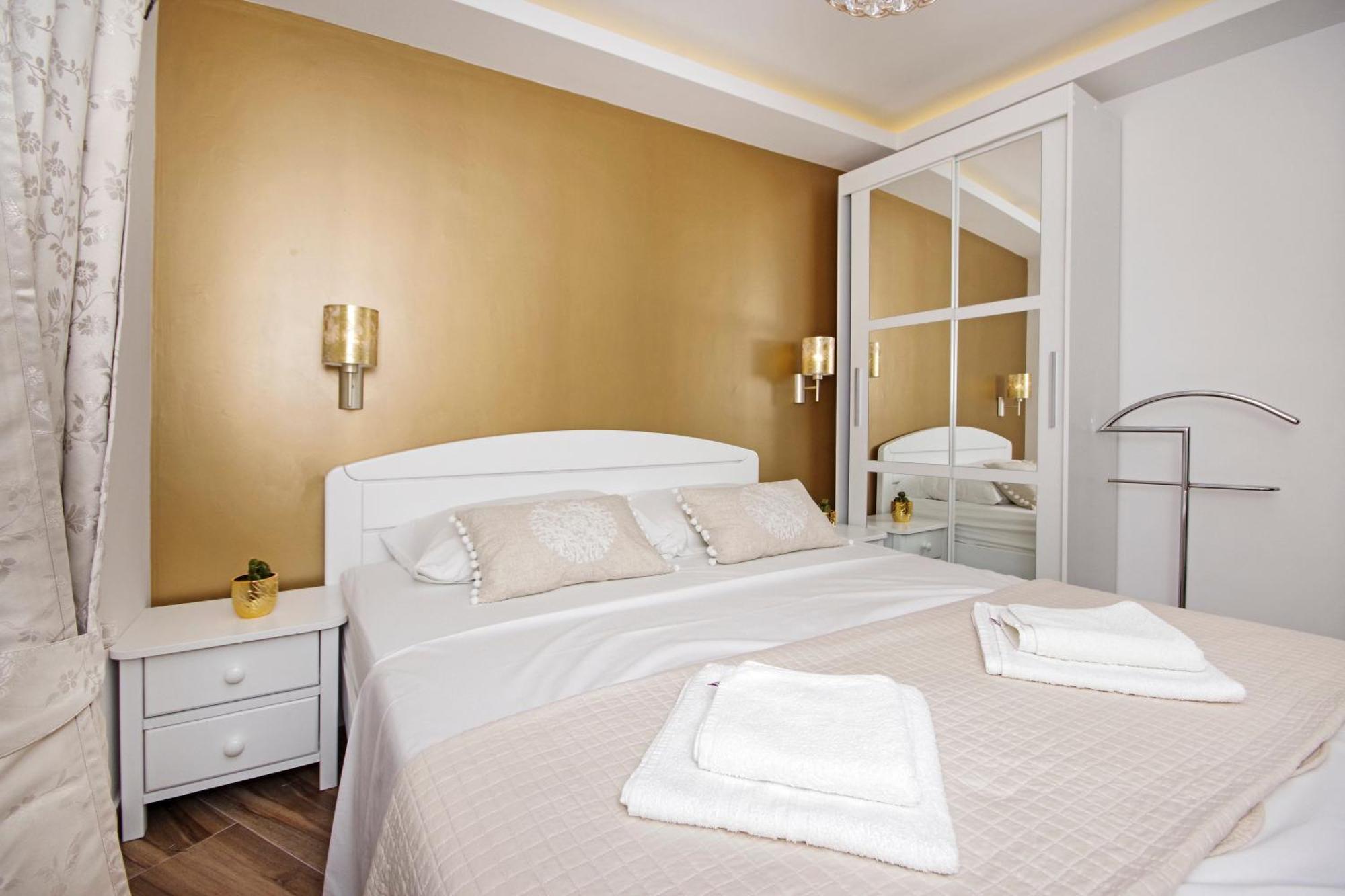 Apartments Roma Baška Voda Eksteriør billede