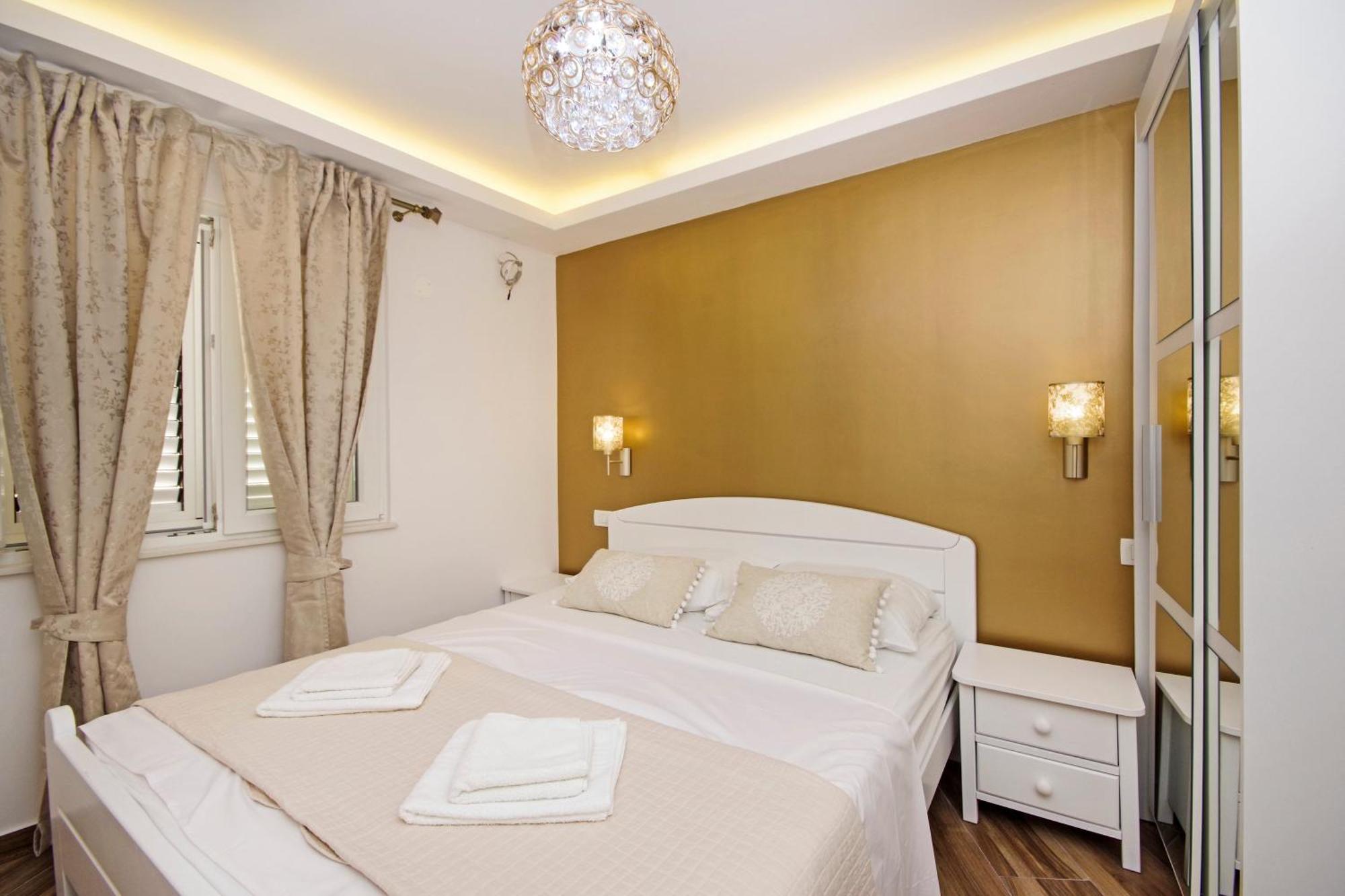 Apartments Roma Baška Voda Eksteriør billede