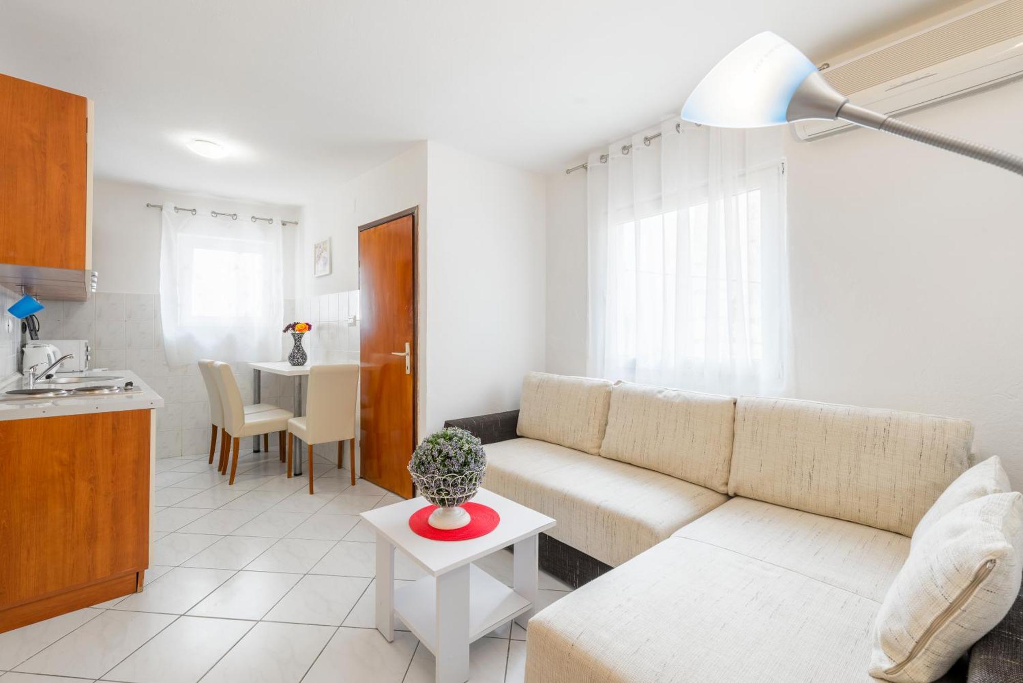 Apartments Roma Baška Voda Eksteriør billede