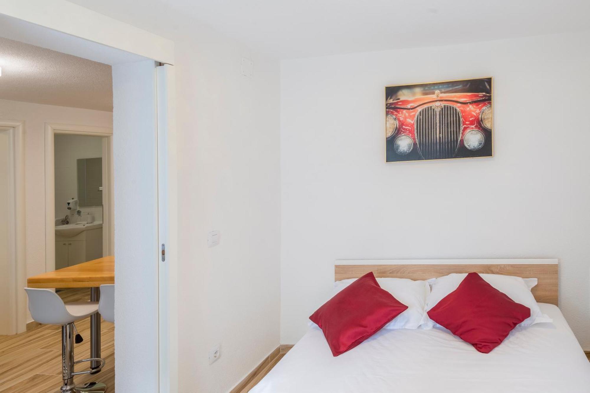 Apartments Roma Baška Voda Eksteriør billede