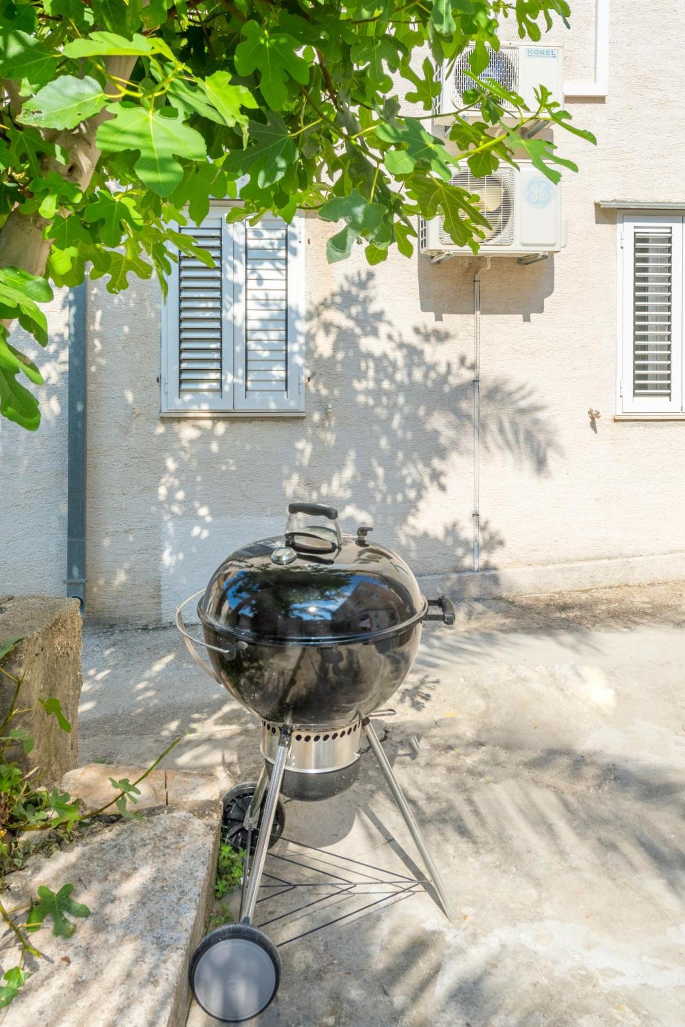 Apartments Roma Baška Voda Eksteriør billede