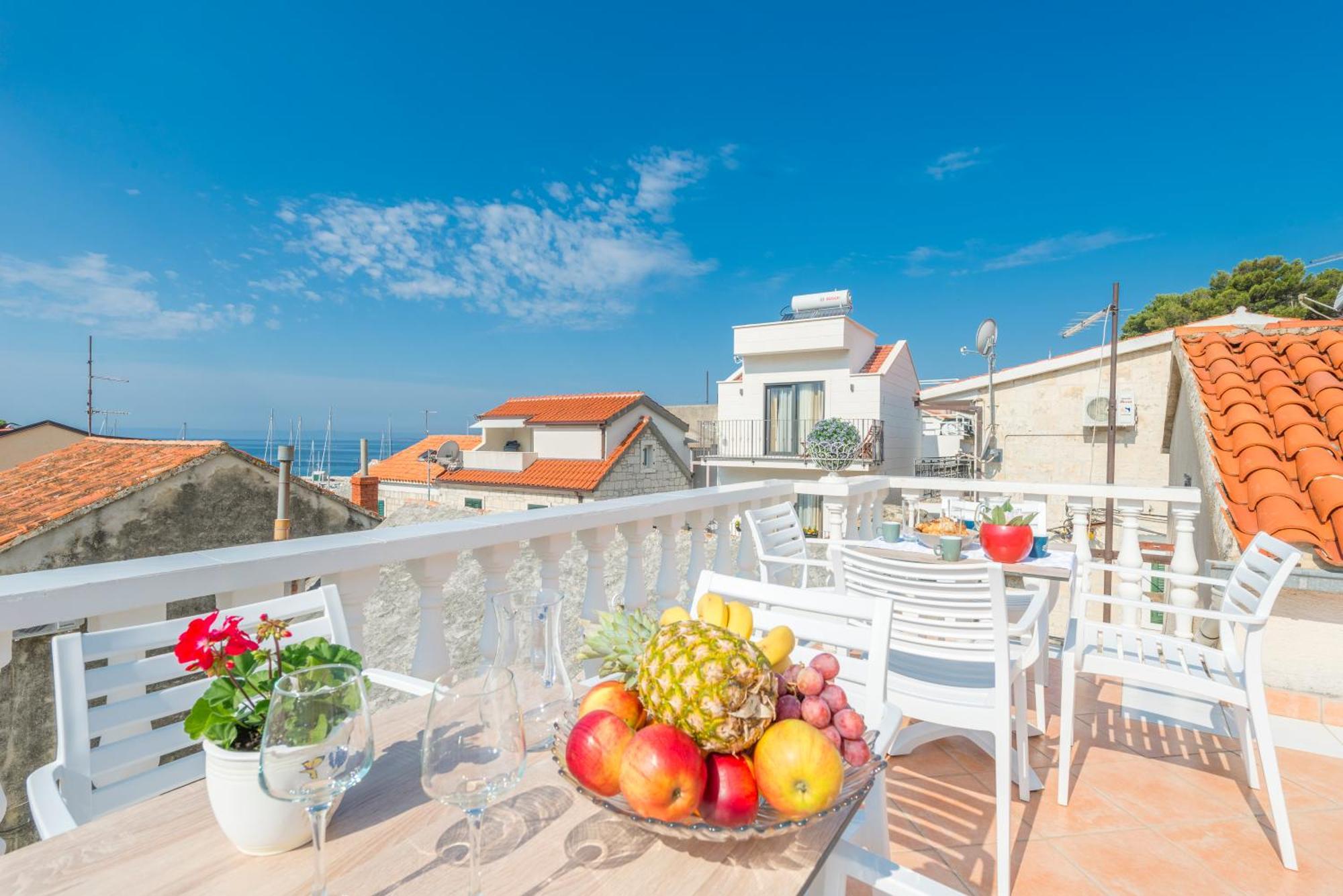 Apartments Roma Baška Voda Eksteriør billede