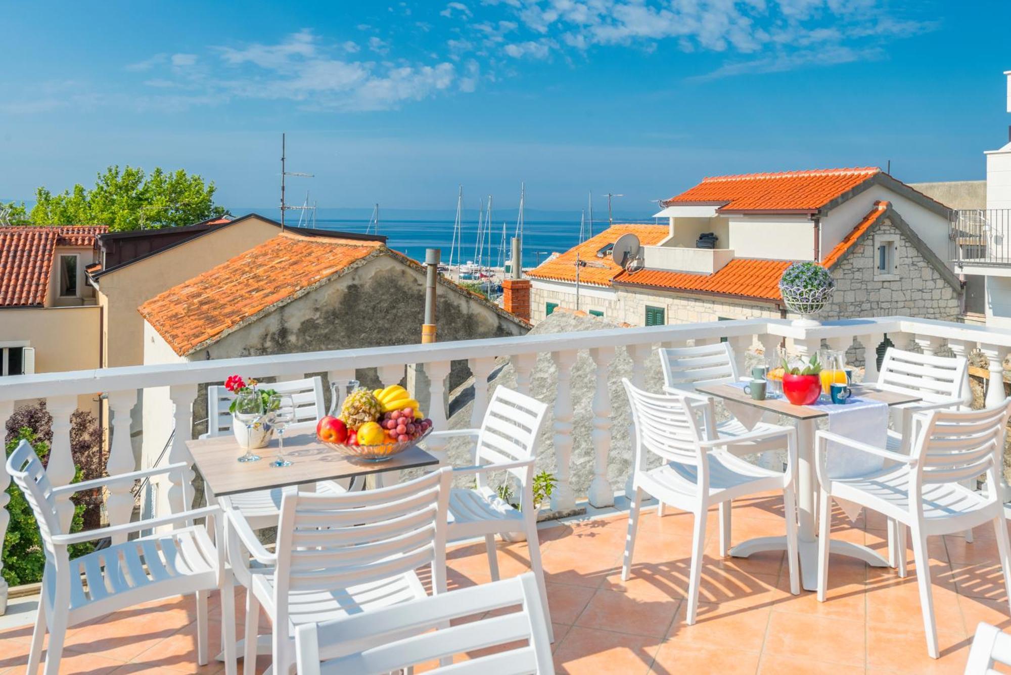 Apartments Roma Baška Voda Eksteriør billede